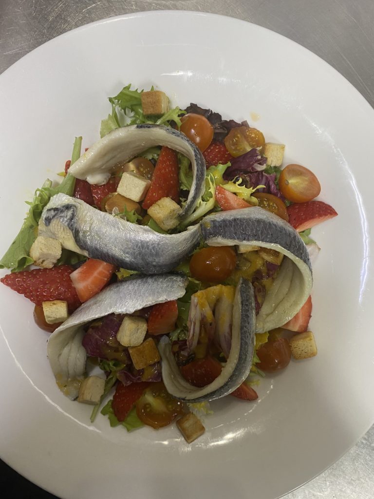 El Pintu Llaviana - Ensalada de sardinas marinadas y escabeche de verdures